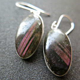 black labradorite earrings with purple flash. sterling silver dangle earrings. Canadian jewelry.